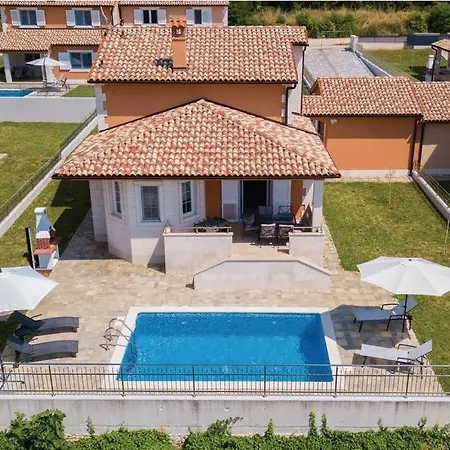 Villas In Villa *