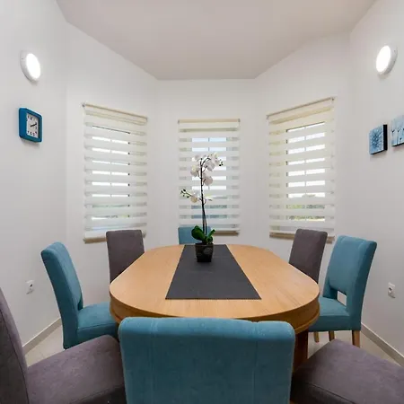 Villas In Villa *